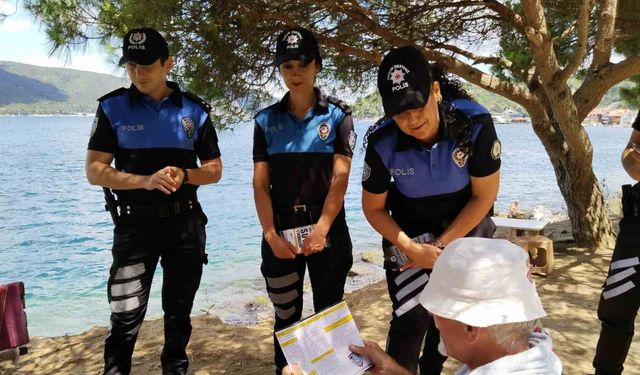 Beykoz Anadolu Kavağı sahilinde polisten boğulmalara karşı uyarı