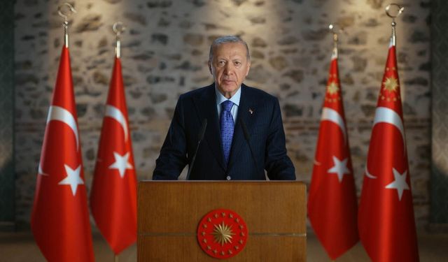 Cumhurbaşkanı Erdoğan: "40 bin masum insanın katledilmesini uluslararası kurum ve kuruluşlar tıpkı 29 sene evvel olduğu gibi sadece seyrediyor"