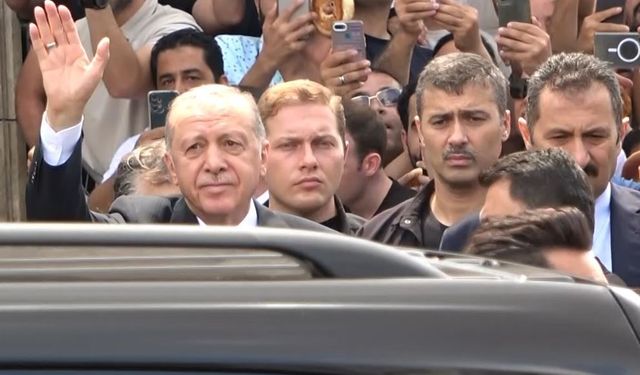 Cumhurbaşkanı Erdoğan cuma namazını Taksim Camii’nde kıldı