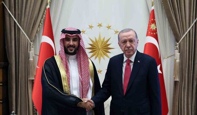Cumhurbaşkanı Erdoğan, Suudi Arabistan Savunma Bakanı Halid bin Selman Al-Suud’u kabul etti