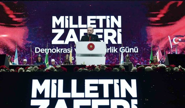 Cumhurbaşkanı Recep Tayyip Erdoğan: "15 Temmuz’da ülkemiz içinde ve dışında sayıları çok sınırlı da olsa maalesef darbe girişiminin başarıya ulaşmasını isteyenler de vardı."