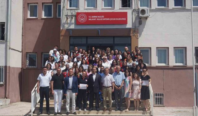 Edirne’de gönüllü ilk yardımcılar sertifikalarını aldı