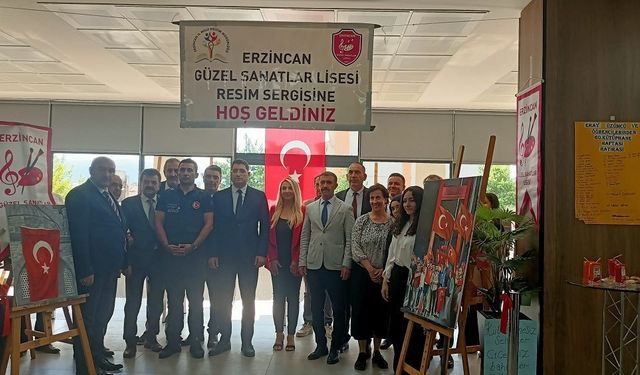 Erzincan’da 15 Temmuz resim ve kitap sergisi açıldı