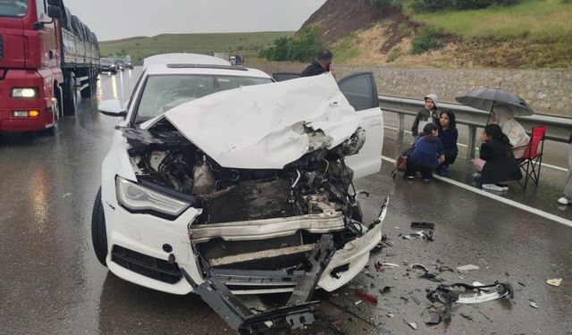Erzurum’da zincirleme trafik kazası: 10 yaralı