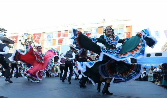 Eyüpsultan’da Uluslararası Halk Dansları Festivali