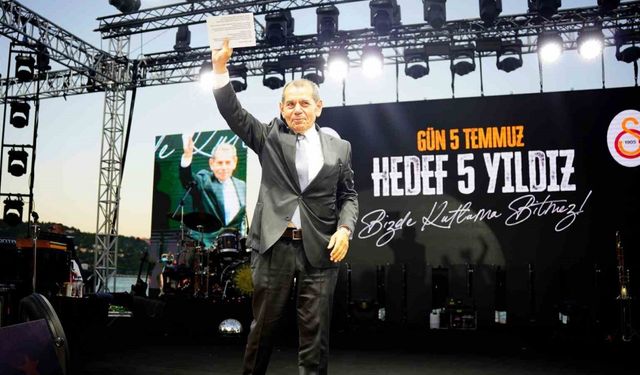Galatasaray, 24. şampiyonluğunun 40. gecesini üyeleriyle kutladı