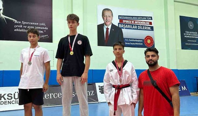 Gençler Kayseri Taekwondo şampiyonası yapıldı