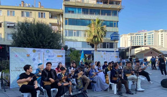 İstanbul’da "Kazakistan Milli Dombra Günü" kutlandı