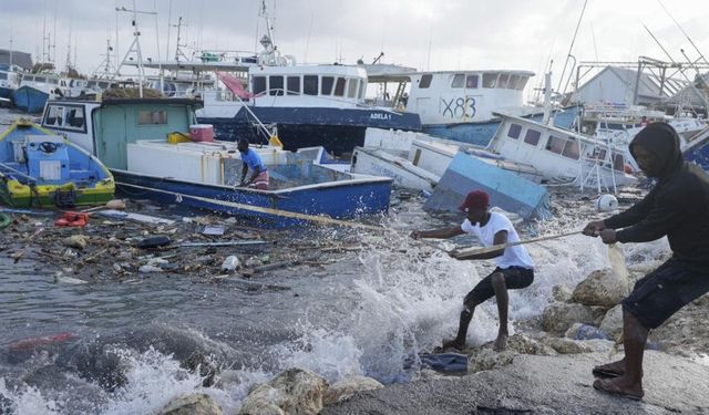 Karayipler’i vuran Beryl Kasırgası’nda bilanço ağırlaştı: Ölü sayısı 8’e yükseldi