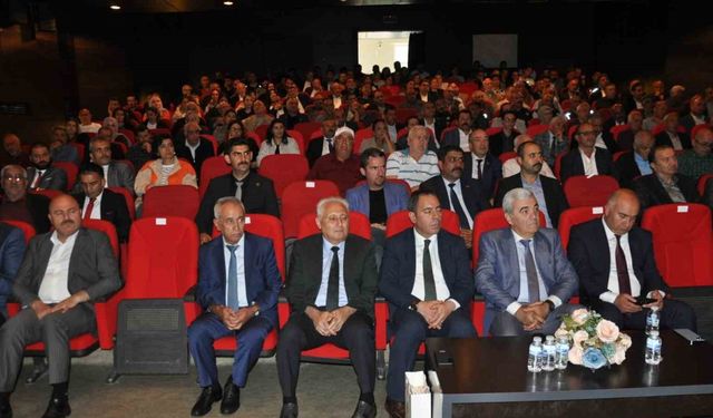 Kars’ta Batı Azerbaycan’a Dönüş Forumu