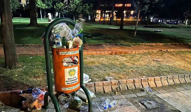 Malatya Büyükşehir Belediyesi’ne çöp tepkisi