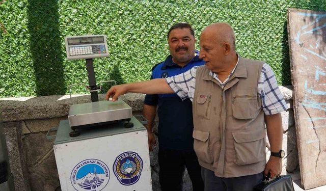 Melikgazi Belediyesi Zabıta Ekipleri pazar denetimi yaptı