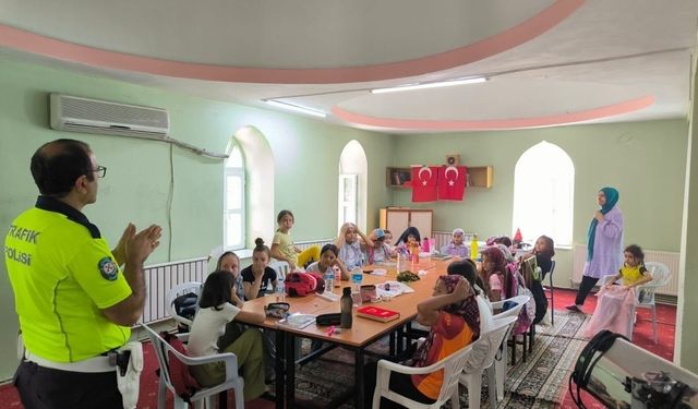 Pınarhisar‘da Kur’an kursu öğrencilerine trafik eğitimi
