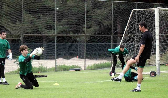 Sakaryaspor yeni sezon hazırlıklarına U19 takımıyla başladı