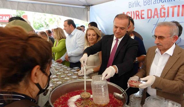 Sancaktepe’de aşure bereketi