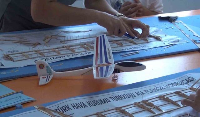 Sinop’ta "Ata Planör Model Uçak Kursu" açıldı