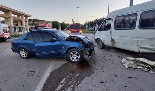 Sinop’ta trafik kazası: 2 yaralı