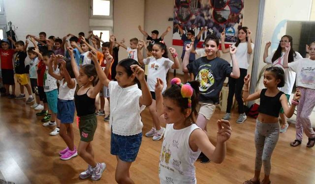 Söke Belediyesi Yaz Okulu kursları bin 200 öğrenciyi ağırlıyor