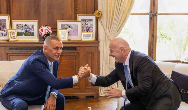 TFF Başkanı Hacıosmanoğlu, Paris’te FIFA Başkanı Infantino ile bir araya geldi