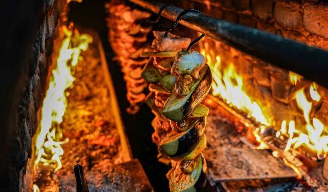 Tokat kebabını tavukla denedi, hem tadı hem fiyatı memnun etti