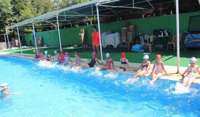 Turgutlu Belediyesinin yaz spor okuluna yoğun ilgi