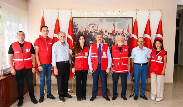 Vali Ergün, Kızılay heyetini kabul etti