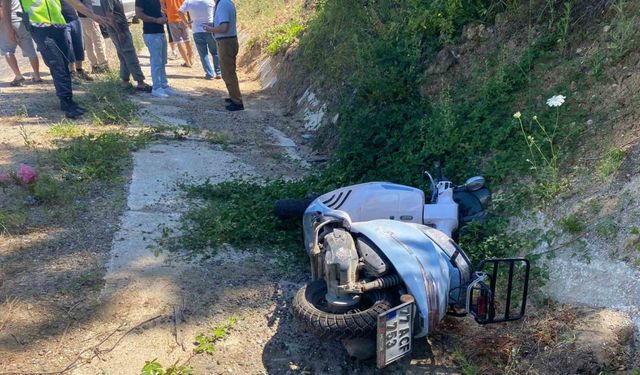 Yalova’da kamyona arkadan çarpan motosikletin sürücüsü hayatını kaybetti