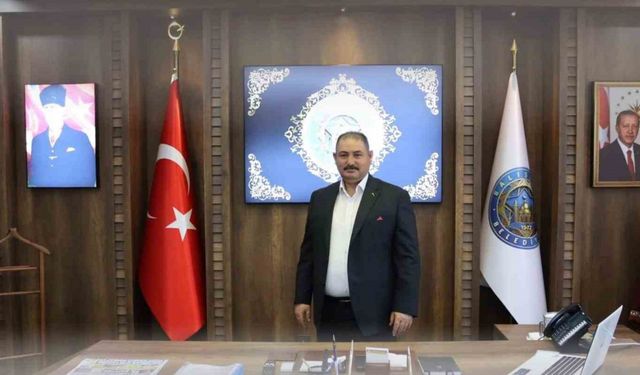 Yeniden Refah Partili belediye başkanı, partisinden istifa etti