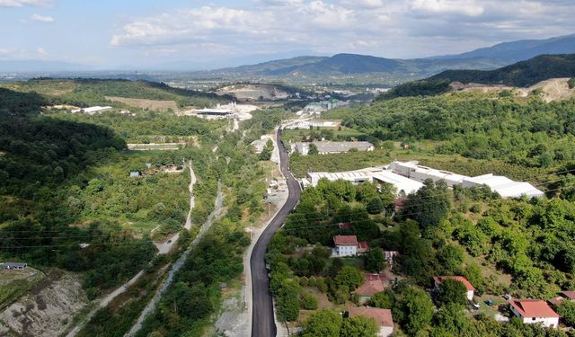 Akçay’a giden yol Büyükşehirle sil baştan