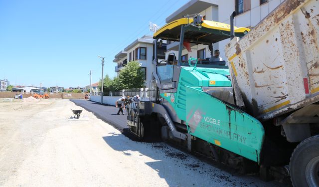 Serdivan’da Asfalt Çalışmaları Son Hız Devam Ediyor