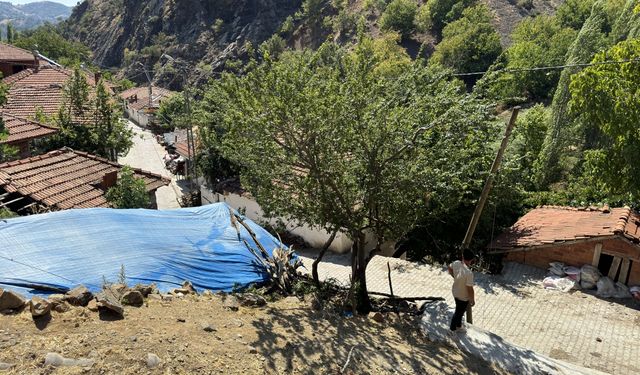 Balıkesir'de heyelan korkusuyla yaşayan vatandaşlar için yeni bir mahalle kuruldu