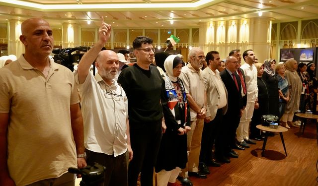 Beyoğlu'nda düzenlenen etkinlikte Gazze'deki soykırımın durdurulması istendi