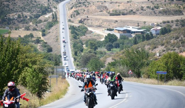 Bilecik'te 1299 motosikletlinin katılımıyla "Saygı Sürüşü" düzenlendi