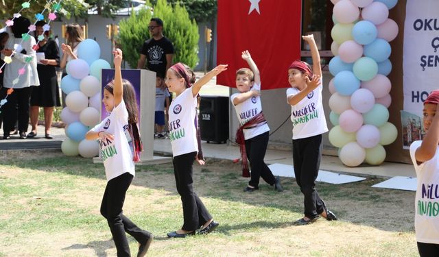 Bursa'da minikler "Okul Öncesi Çocuk Şenliği"nde hem öğrendi hem eğlendi