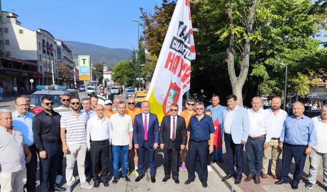 Bursa'da taksicilere yönelik şiddet eylemlerine karşı farkındalık koşusu yapıldı