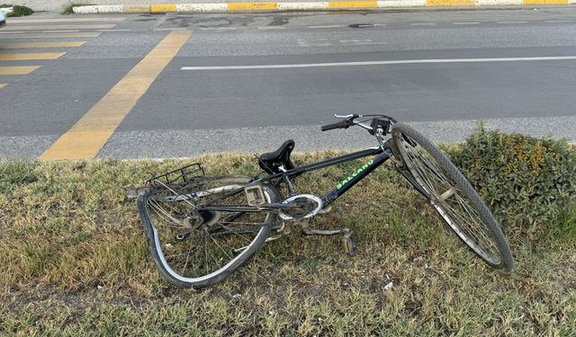 Edirne'de otomobilin çarptığı bisiklet sürücüsü ağır yaralandı