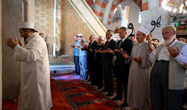 İçişleri Bakanı Yerlikaya Edirne Valiliğini ziyaret etti