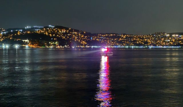 İstanbul Boğazı’nda batan teknedeki 1 kişi kayboldu