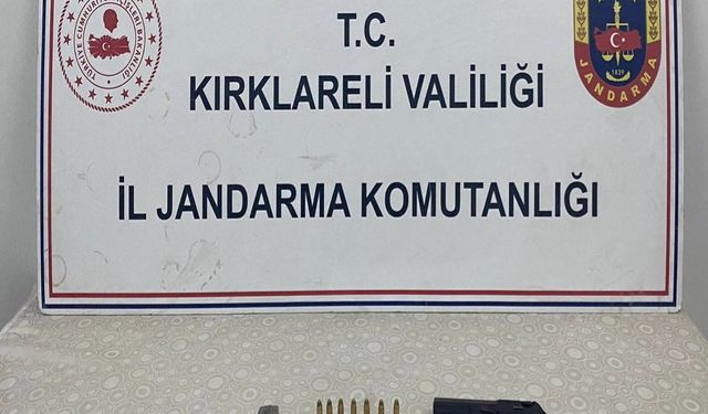 Kırklareli'nde çeşitli suçlardan aranan 2 şüpheli yakalandı