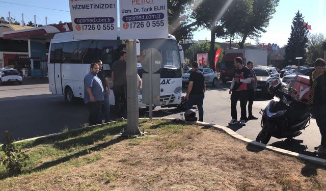 Tekirdağ'da minibüs ile çarpışan motosikletin sürücüsü ağır yaralandı