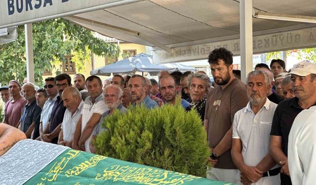 2 çocuk babası dağcı, gözyaşları içinde toprağa verildi