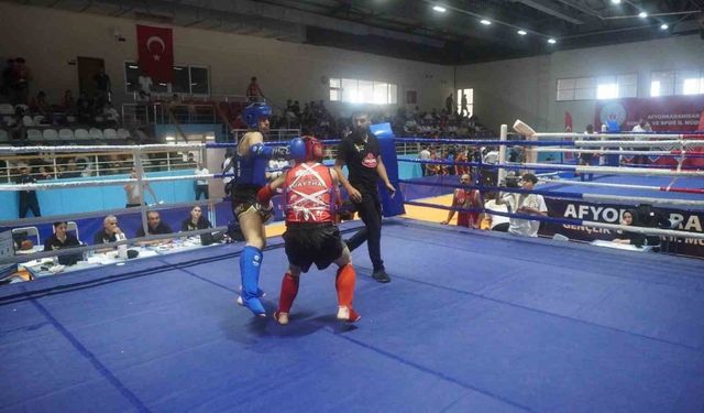 Afyonkarahisar’da muaythai iller arası Zafer Kupası başladı