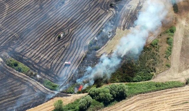 Arnavutköy’de çıkan yangın tarım arazisine sıçradı