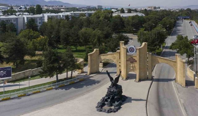 Atatürk Üniversitesi yüzde 99 oranında doldu