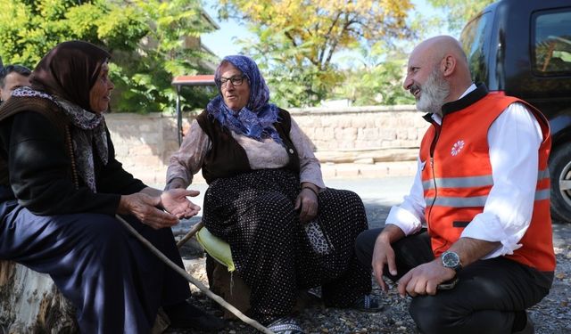 Başkan Çolakbayrakdar, “Kırsal mahallelerimizin değerine değer katan çalışmalar yapıyoruz”