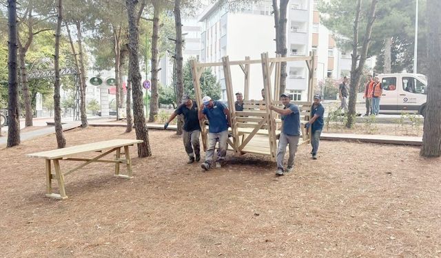 Başkan Sandıkçı: "Sosyal yaşam alanlarını daha konforlu hale getiriyoruz"