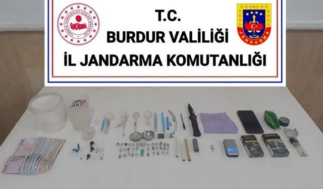 Burdur’da kaçakçılık operasyonlarında çok sayıda malzeme ele geçirildi