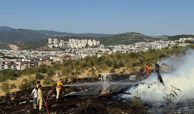 Bursa’da ormanlık alan büyük tehlike atlattı