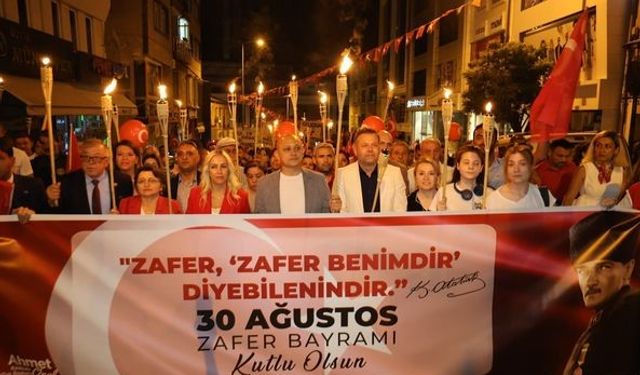 Büyük Zafer’in 102’nci yılı coşkuyla kutlandı