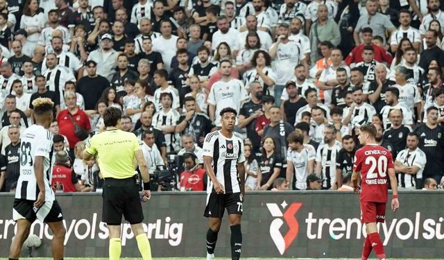 Cher Ndour, Beşiktaş formasıyla ilk maçına çıktı